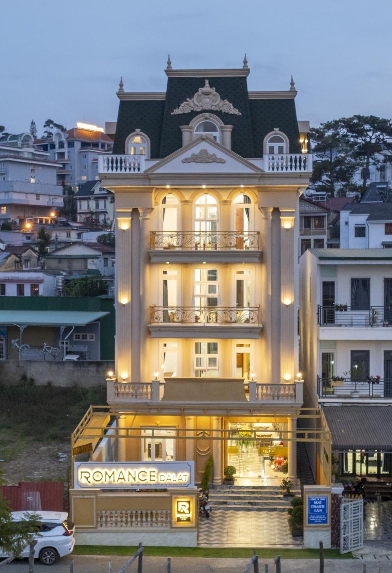Romance Hotel Dalat Buitenkant foto