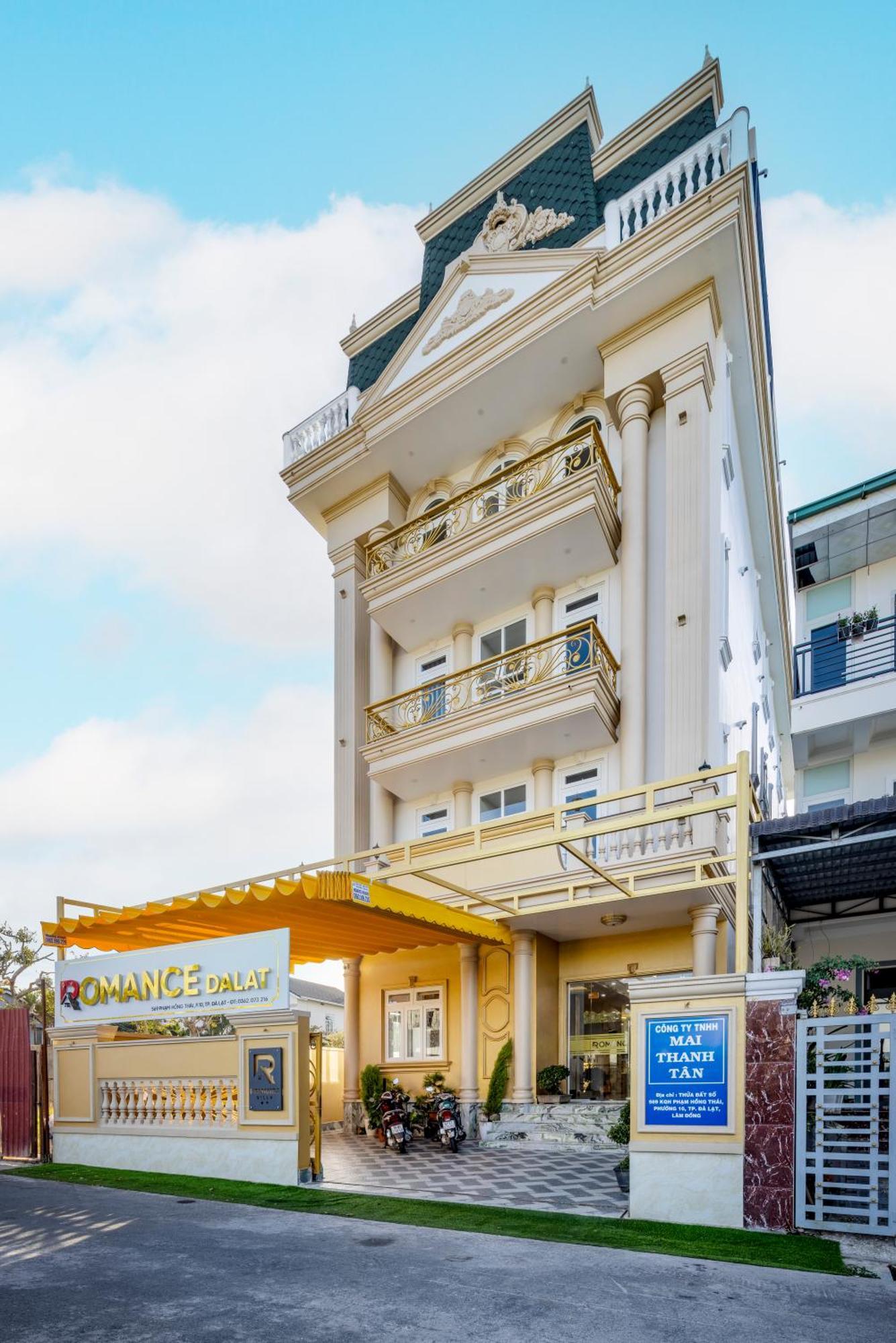 Romance Hotel Dalat Buitenkant foto