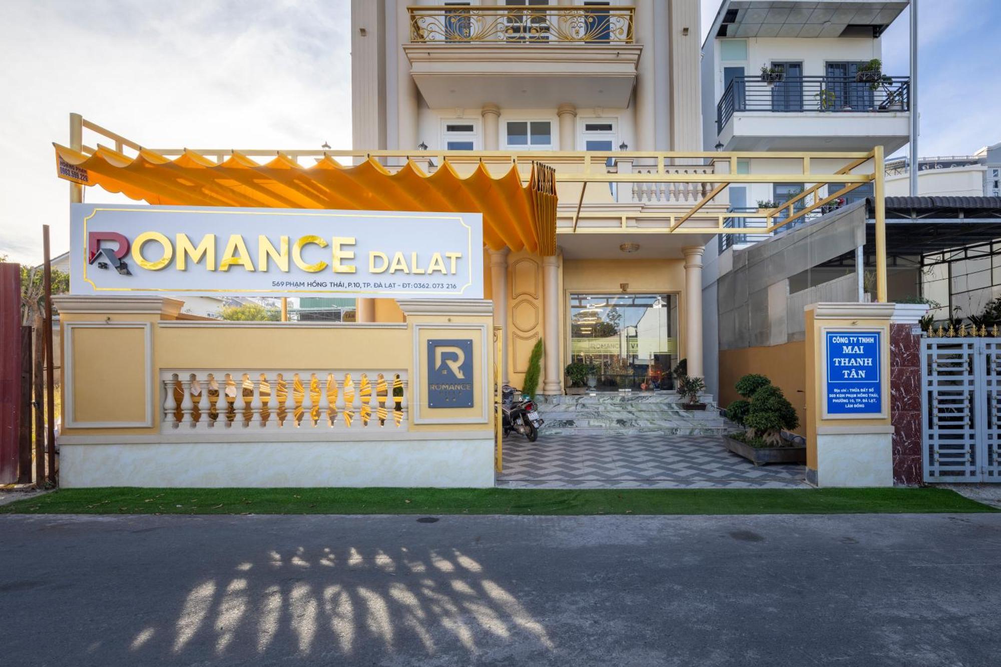 Romance Hotel Dalat Buitenkant foto
