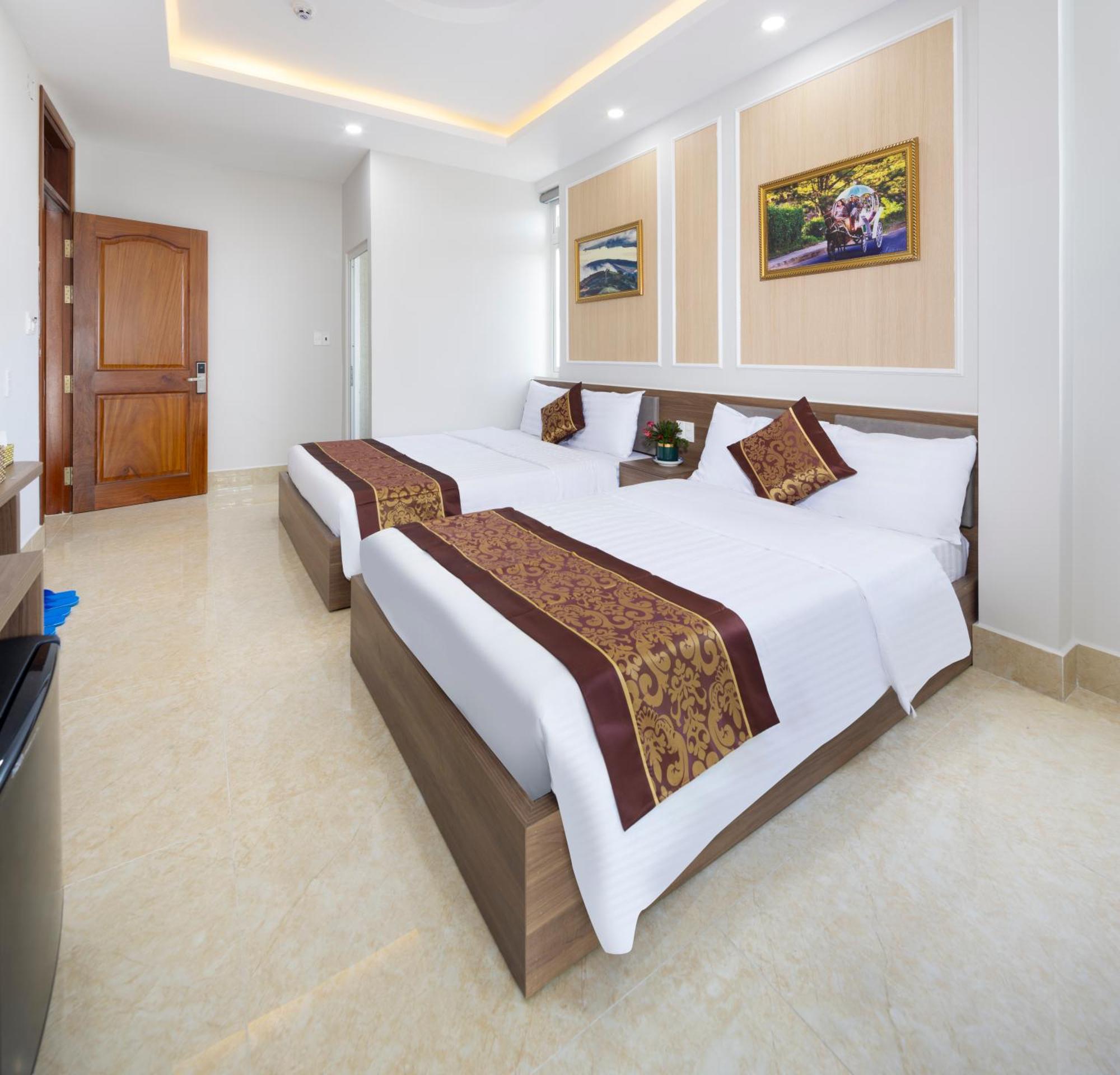 Romance Hotel Dalat Buitenkant foto